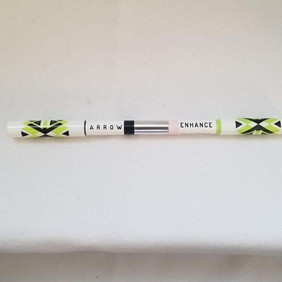 Arrow Enhance Waterproof Eyeliner + Brightener - Picture 1 of 4